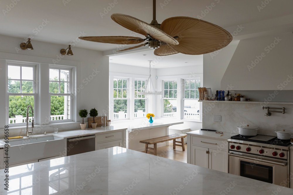 Ceiling fan store over kitchen island
