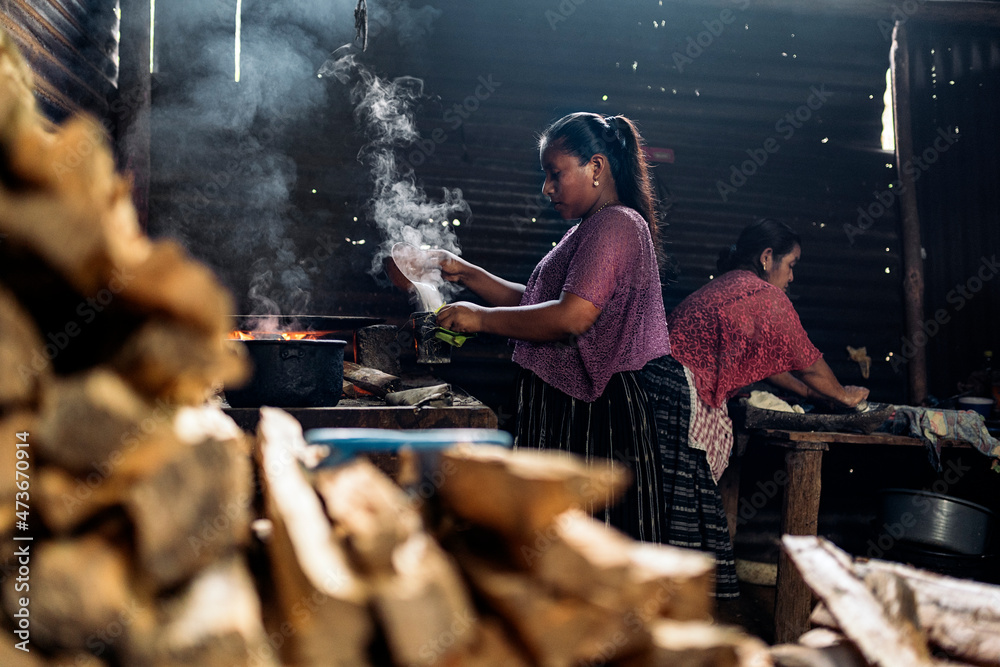 Group of guatemalan women preparing creole food Group of guatemalan women preparing creole food