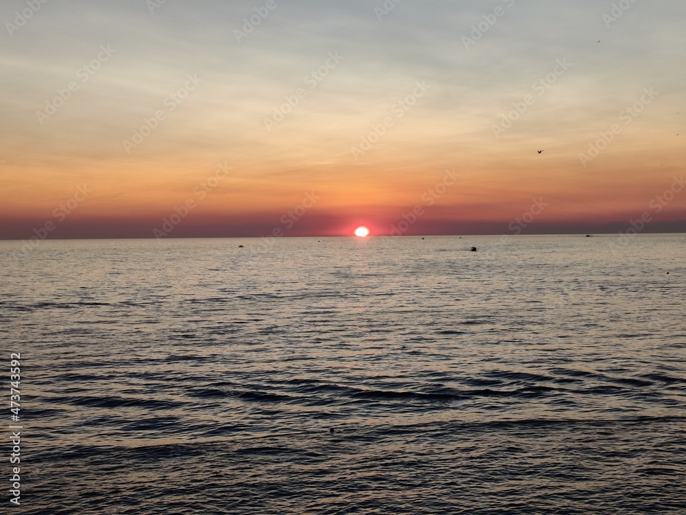 Fototapeta premium sunset over the sea