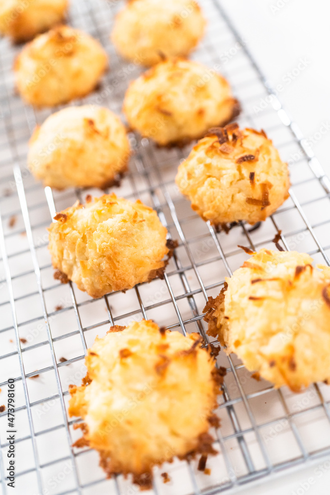 Coconut cookies Coconut cookies