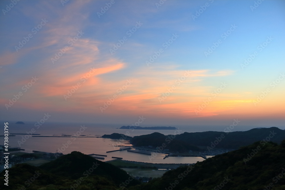 日暮れの港 日暮れの港