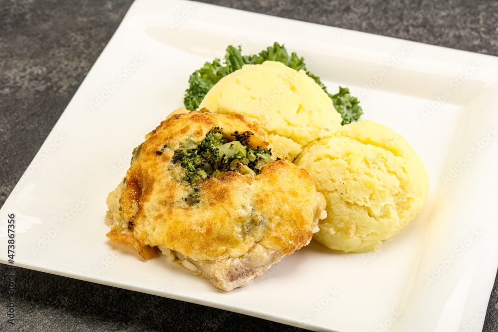 Roasted pangasius fillet with mashed potato Roasted pangasius fillet with mashed potato