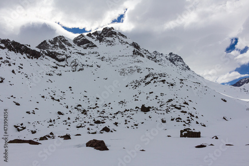 Winter season. Snowed mountains in La Egorda Valley, Cajón del Maipo, central Andes mountain range, Chile © Marcos