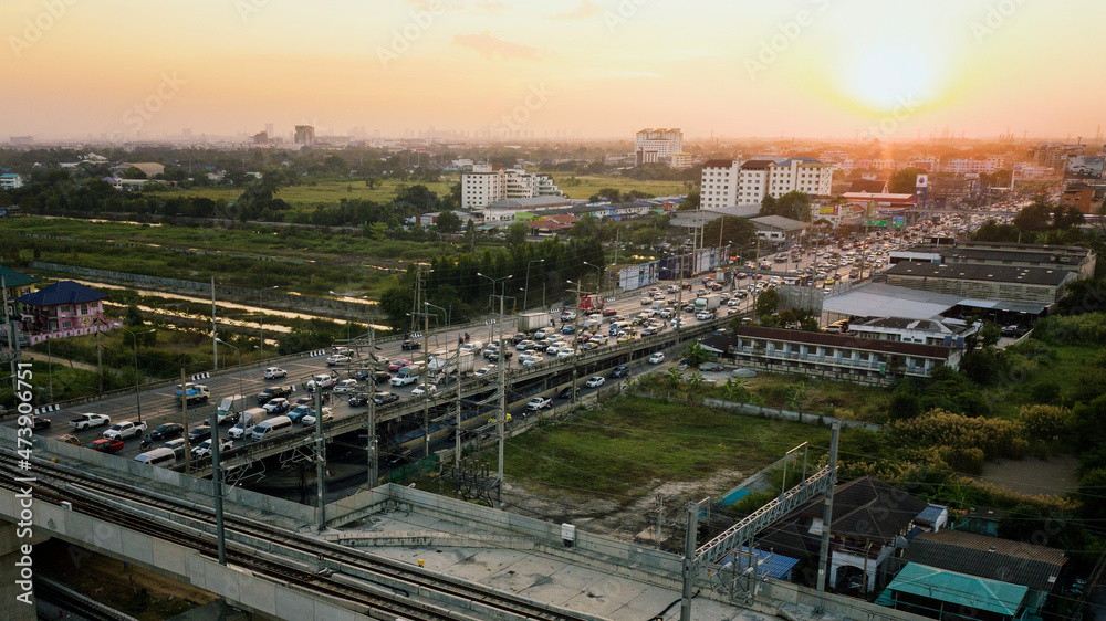 Obraz premium Aerial view Drone of rush hour cars in Dubai City in the Middle East.