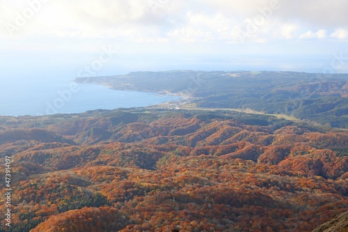 秋の白神山地 十二湖と日本海