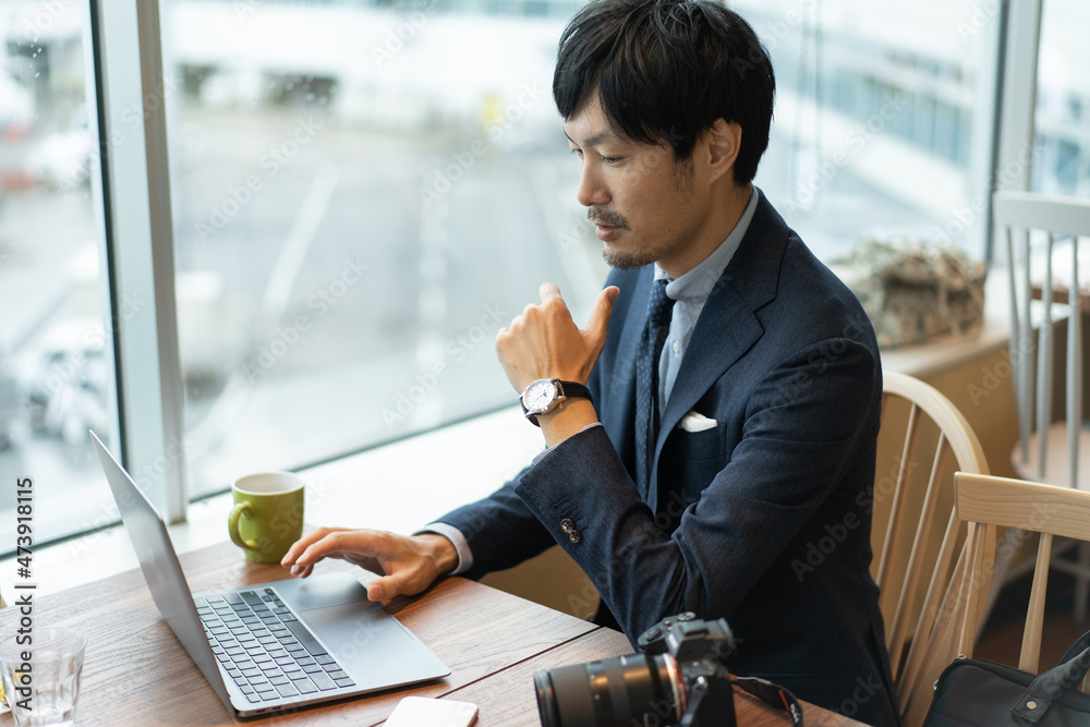 人物 ビジネス スーツ suit business 人物 ビジネス スーツ suit business