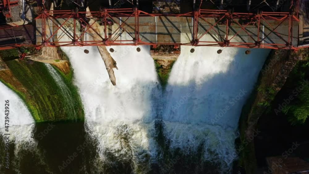 River barrage, damming. Threshold, hydraulic engineering, rapids ...