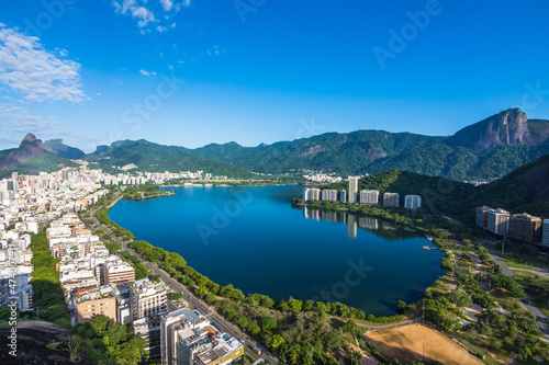 Fototapeta Naklejka Na Ścianę i Meble -  Panoramic view of Rodrigo de Freitas Lagoon (Lagoa Rodrigo de Freitas) from Cantagalo Hill - Rio de Janeiro, Brazil