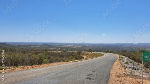 road to the mountains