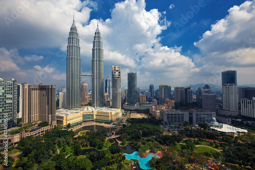 Malaysia, Kuala Lumpur, Clouds over KLCC Park and Petronas Towers