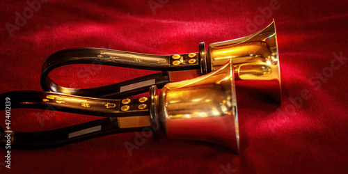 Foto A pair of hand bells at our church in Upstate NY