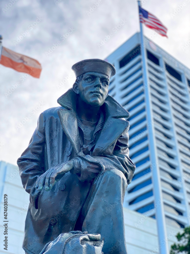 Jacksonville, Florida Lone Sailor Naval Memorial statue "Liberty Hound