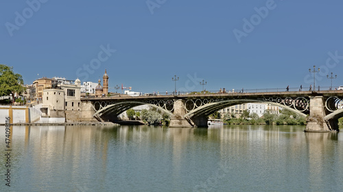 Triana bridge over Guadalquivir river in Seville, Spain © Kristof Lauwers