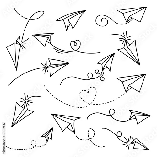 Set of doodle paper plane icon. Hand draw paper airplane. Vector Illustration.