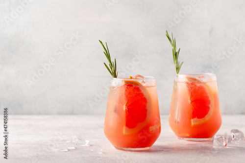 Cold lemonade/cocktail of fresh grapefruit juice.