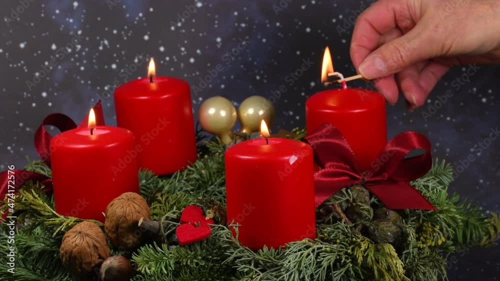 Advent wreath, igniting fourth candle