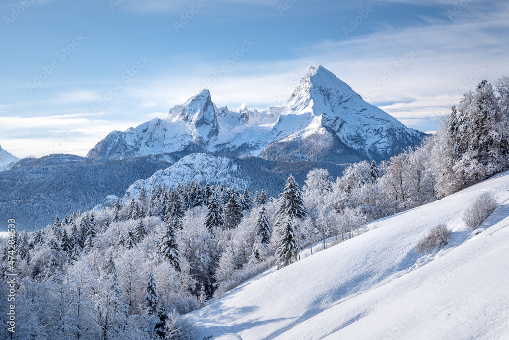 Fototapeta premium Deep winter landscape in Berchtesgaden, Bavaria, Germany