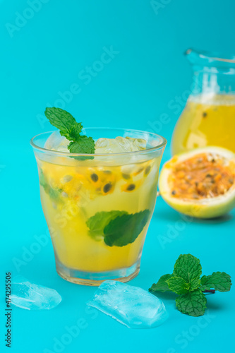 passion fruit juice in the glass with ice