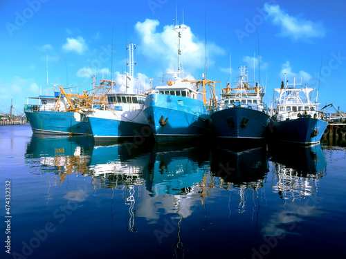 Leinwand Poster Fishing boats at Fishermans wharf Fremantle