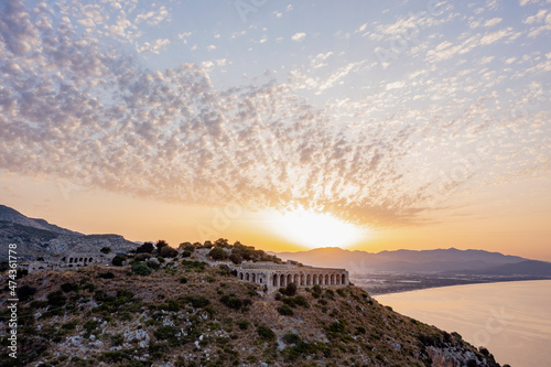 Tableau sur toile Aerial view of the temple of Jupiter Anxur in Terracina at dawn