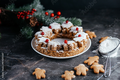 Ginger cookies in powdered sugar