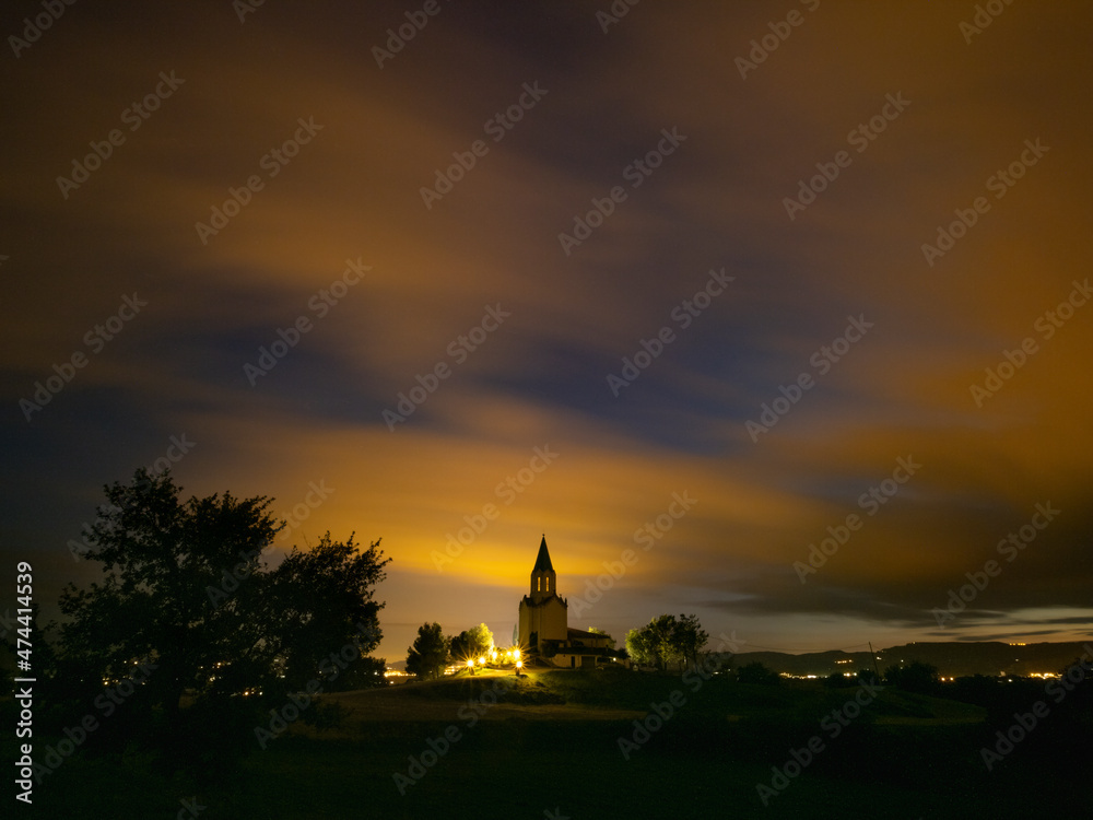 Obraz premium anochece en Puig Agut