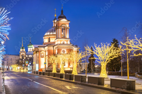 View of the Varvarka temples in Moscow photo