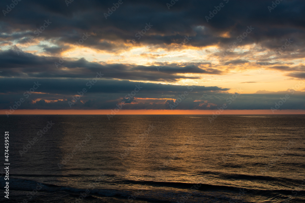 Naklejka premium Sonnenuntergang 