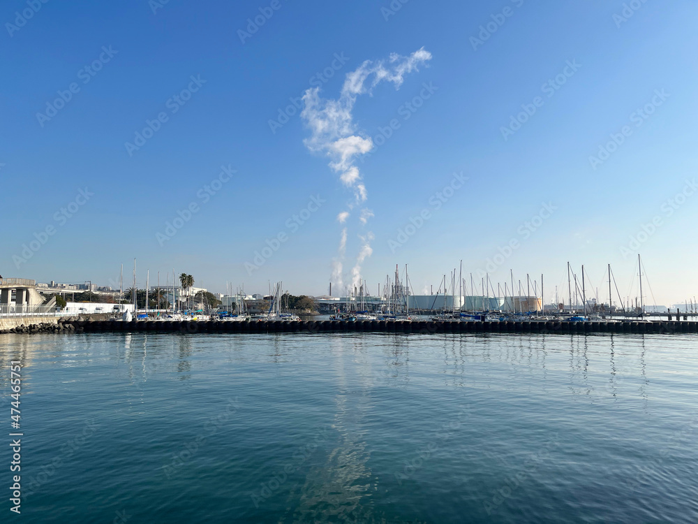 Scenery of the industrial area of the harbor on a sunny day_09
