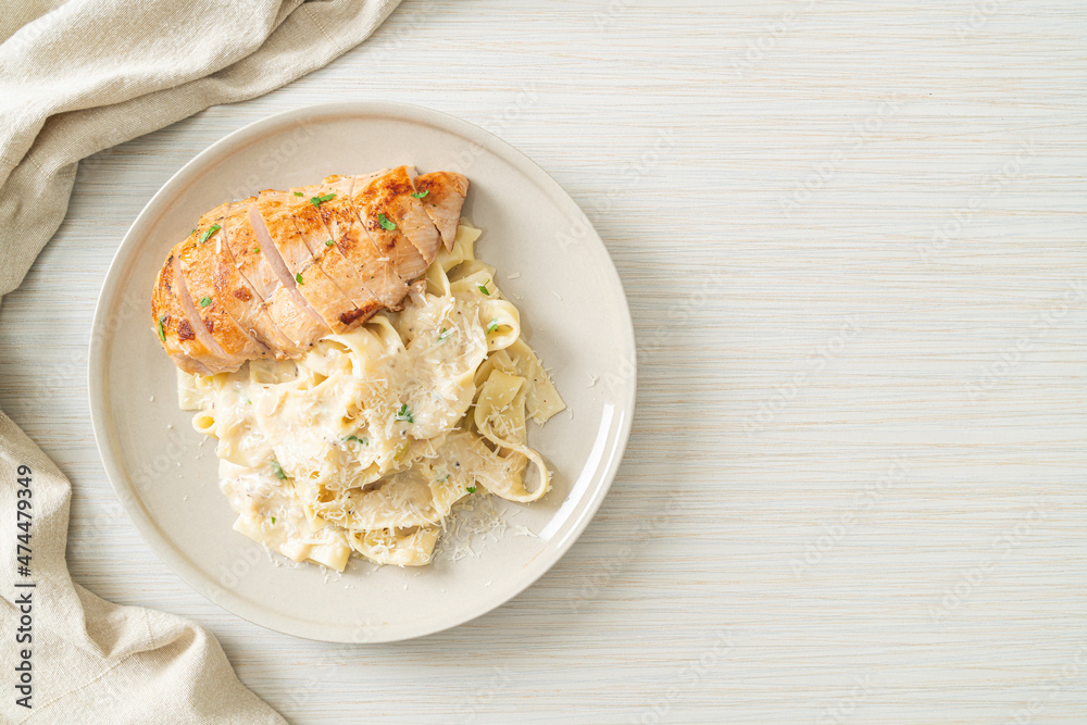 fettucine pasta white creamy sauce with grilled chicken fettucine pasta white creamy sauce with grilled chicken