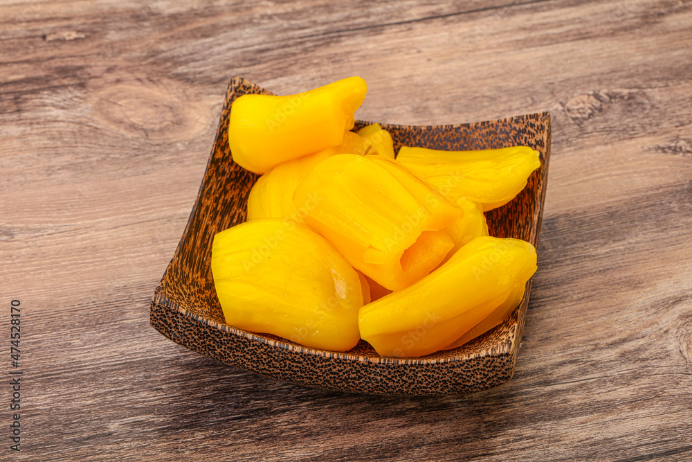 Canned Jackgruit in the bowl