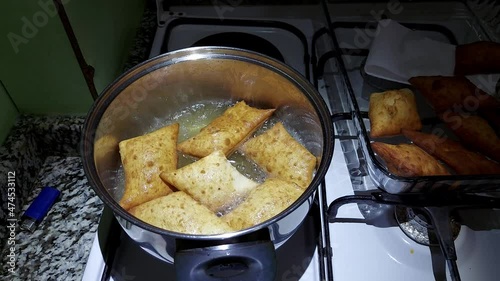 dough fried in hot oil turkish cuisine.