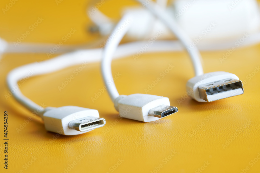 Mini USB vs. micro USB: Similarities, differences and latest