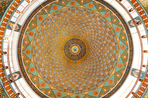 Photography large dome of the mosque inside the building