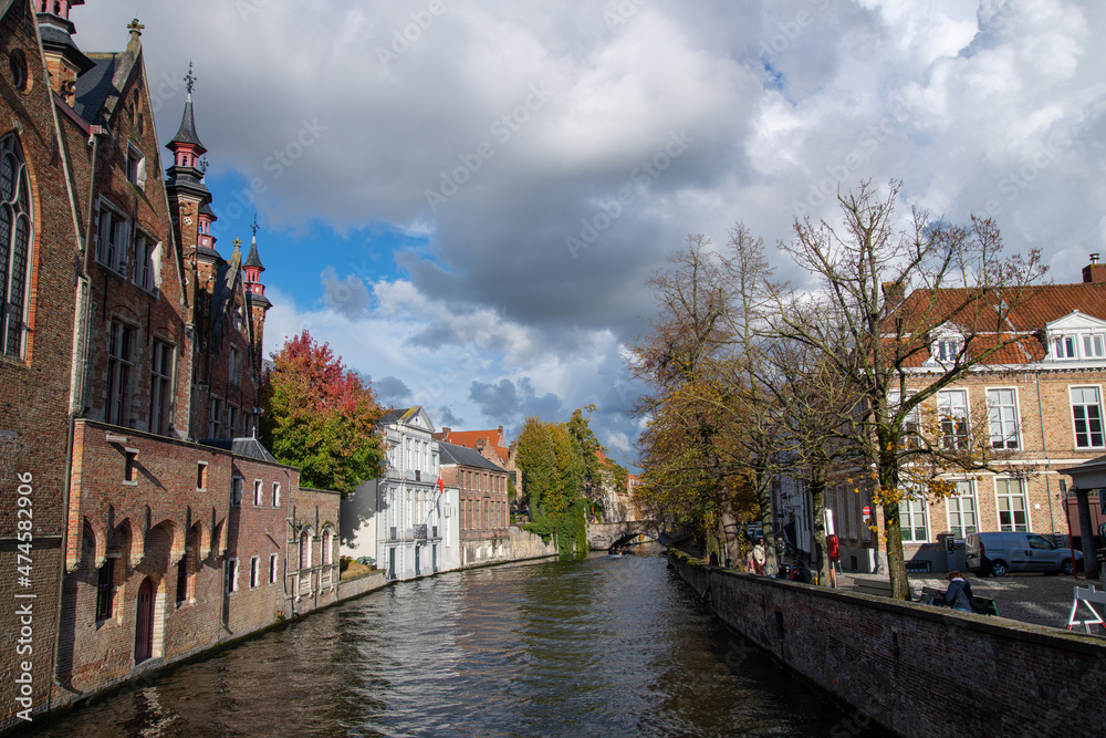 Naklejka premium Groenerei Channel flanders in bruges belgium