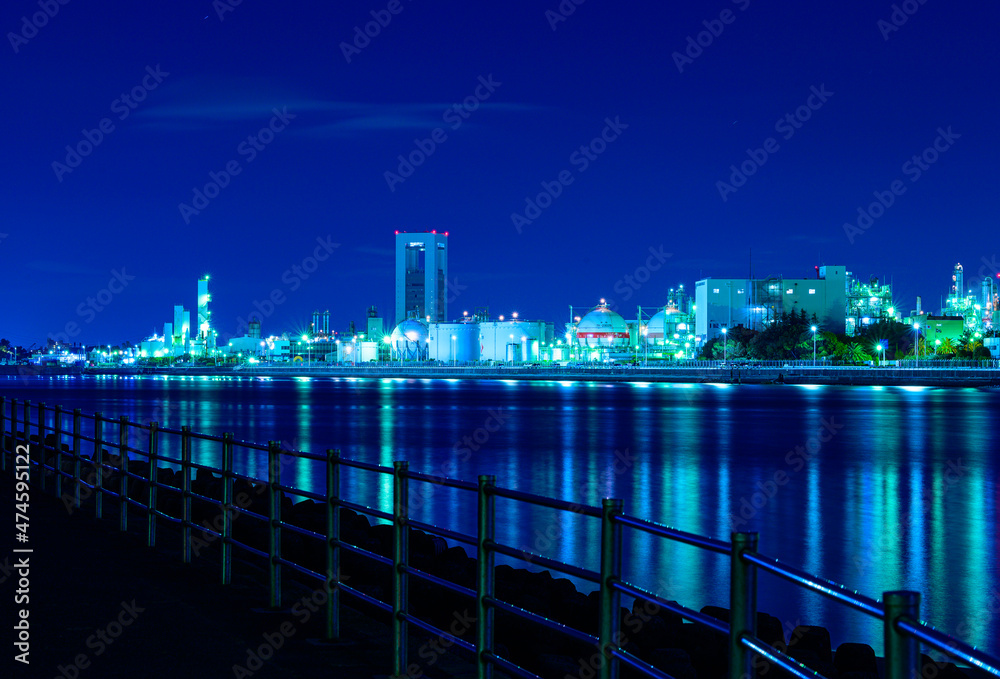 Fototapeta premium 夜景,夜, シティ, 水, 地平線, 光, 川, 都市景観, 建築, ビル, 橋, 海, アーバン, 全景, 風景, 空, 夜会, 光, ビル, ダウンタウン, 旅行, 景色, タワー, 摩天楼,四日市