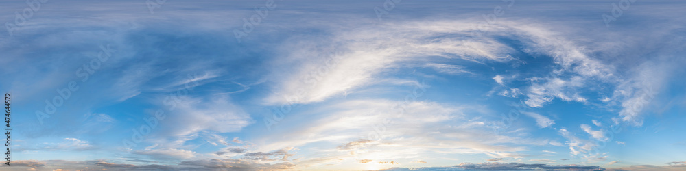 360 Grad Panorama mit stimmungsvollem Abendhimmel bei tiefstehender Sonne - Verwendung in 3D-Grafiken als Himmelskuppel, Nachbearbeitung von Drohnenaufnahmen 