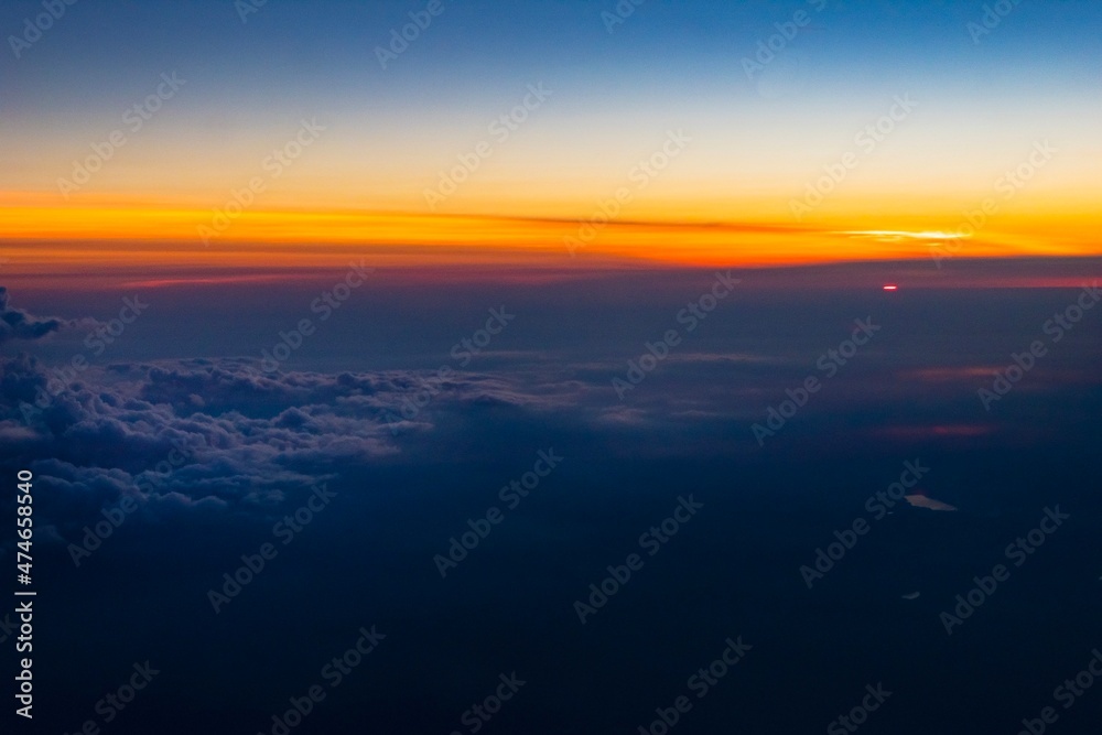 Fototapeta premium sunset over the sea