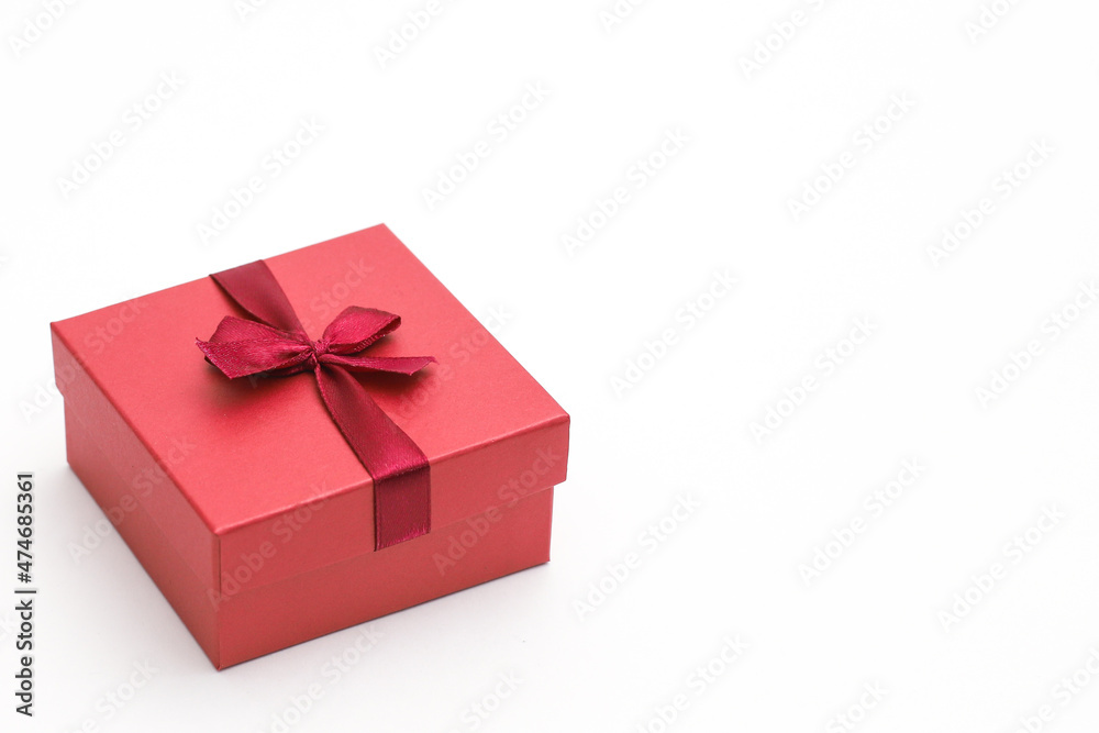 Obraz premium gift box isolated on white