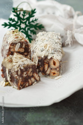 Cookies with chocolate chips and milk