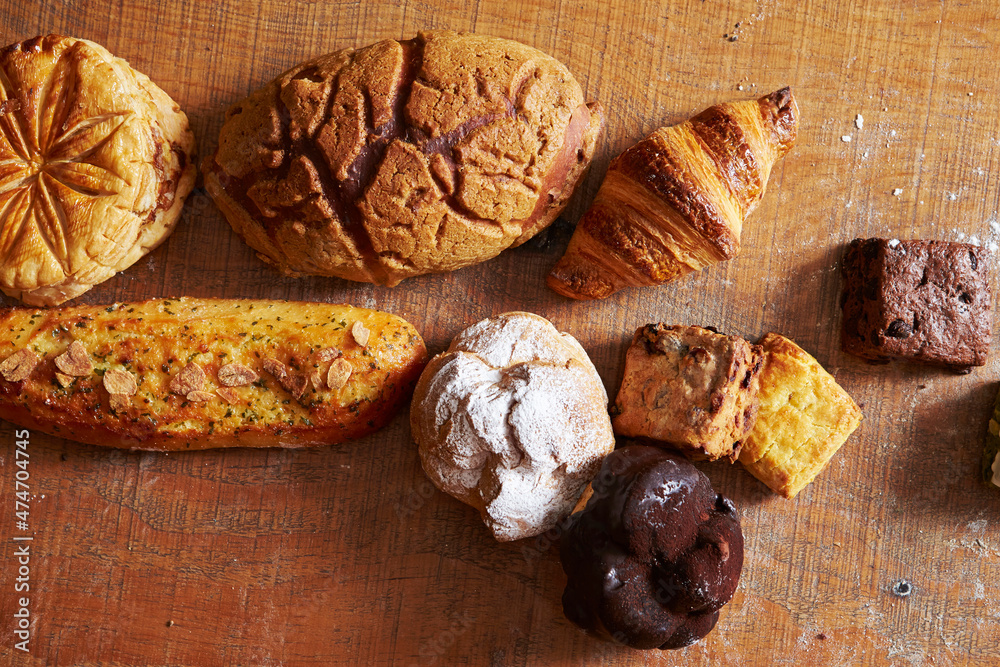 Fototapeta premium Fresh fermented bread, whole wheat bread, various breads 