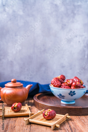 Chinese Xinjiang specialty jujube sandwiched with walnuts and red dates