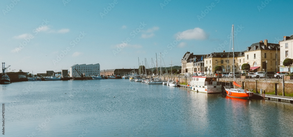 Port de pêcheurs de Dieppe - obrazy, fototapety, plakaty 