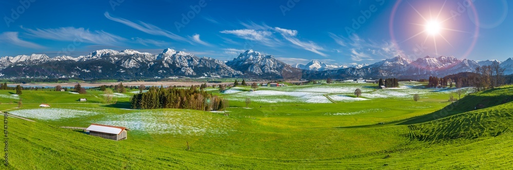Landschaft im Allgäu bei Füssen im Frühling
