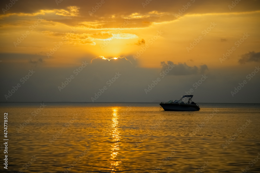 beautiful golden sunset in the sea. sunny path on the water