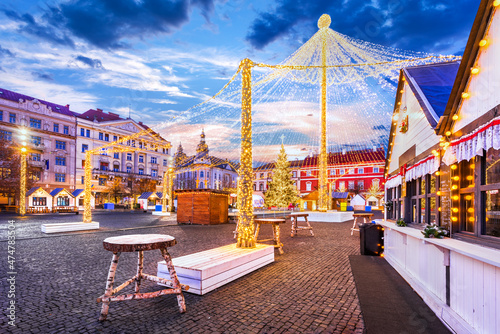 Wallpaper Mural Cluj Napoca, Romania - Christmas Market in Transylvania Torontodigital.ca