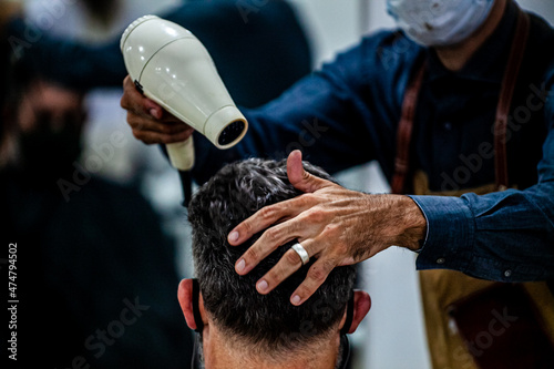 Trato em Cabelo masculino photo