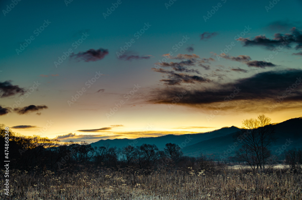 Obraz premium sunrise in the mountains