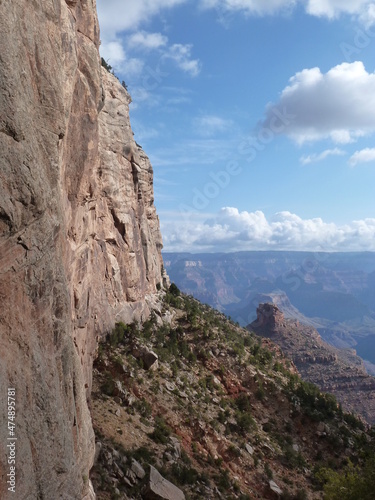 Steep rock wall  at the south rim of majestic Grand Canyon, Arizona, USA © Jens