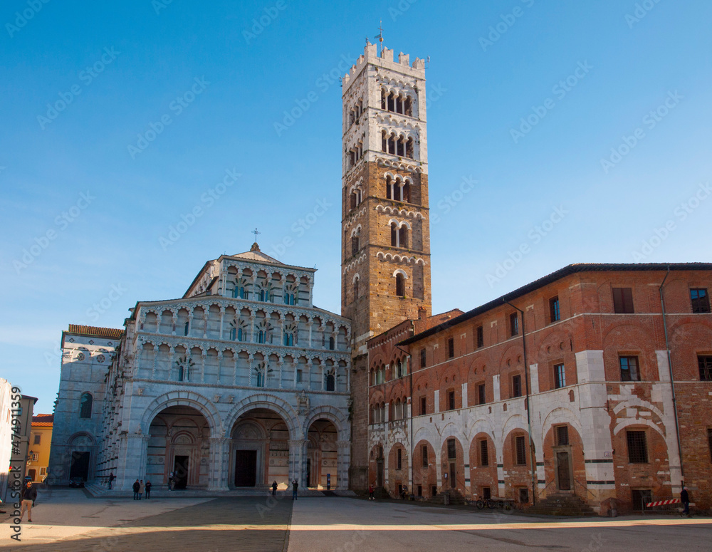 Italia, Toscana, la città di Lucca. La Cattedrale di San Martino.